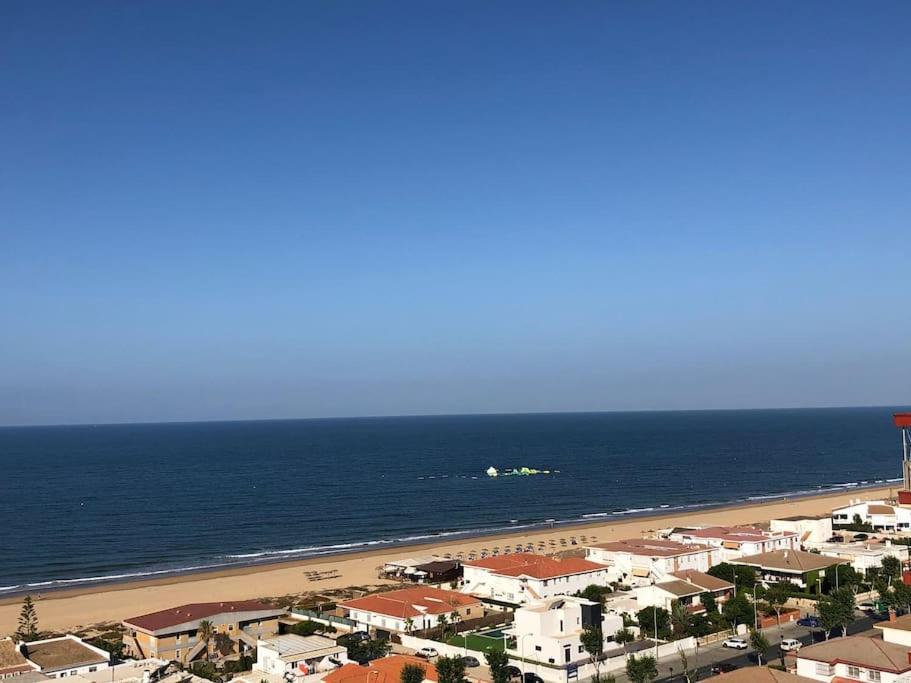 Atico Con Vistas Al Mar Lägenhet Punta Umbría Exteriör bild